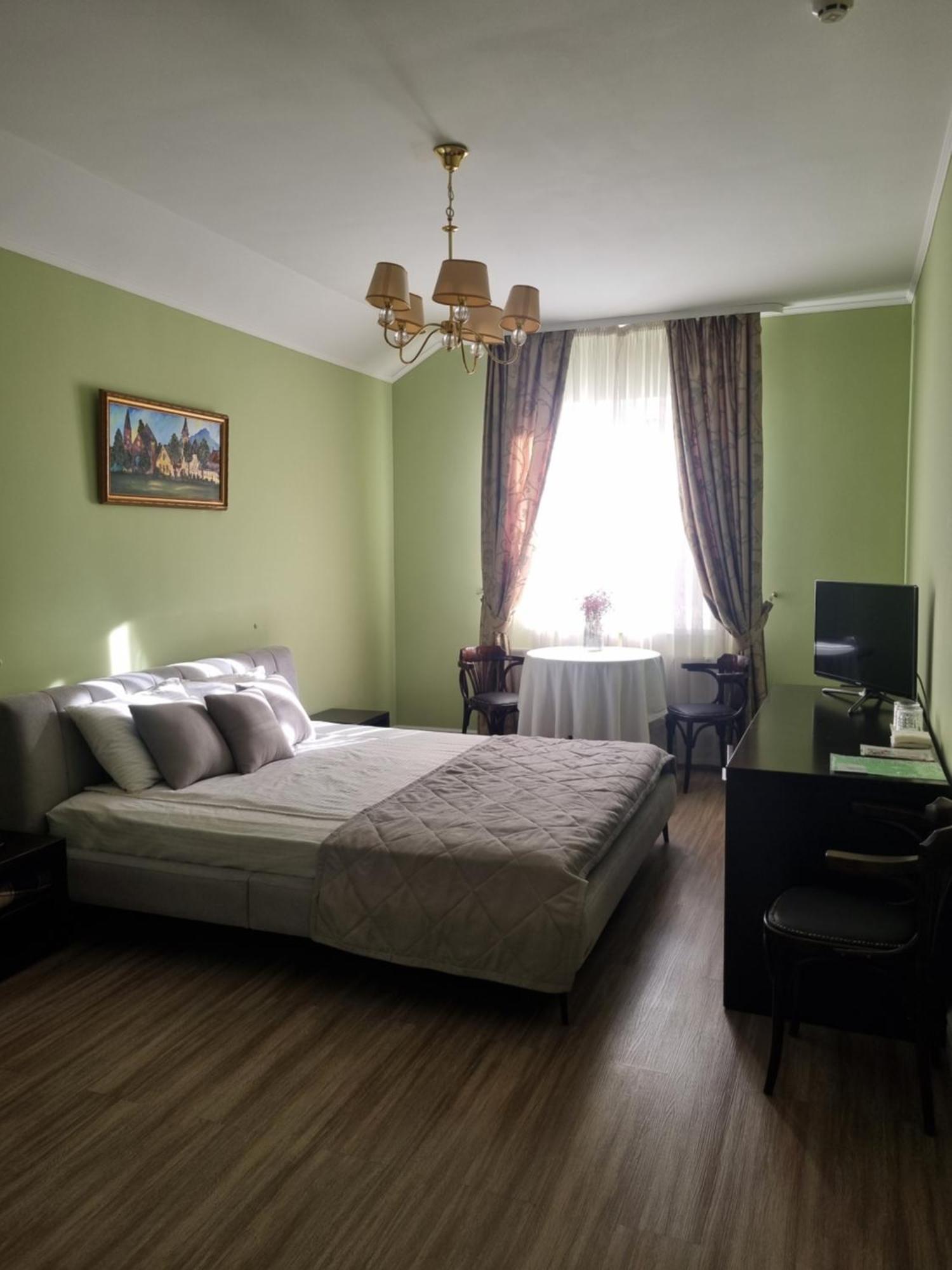 Churchill-Inn Vinnytsia Room photo