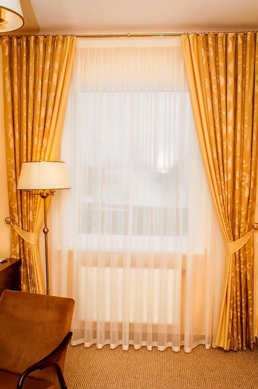 Churchill-Inn Vinnytsia Room photo